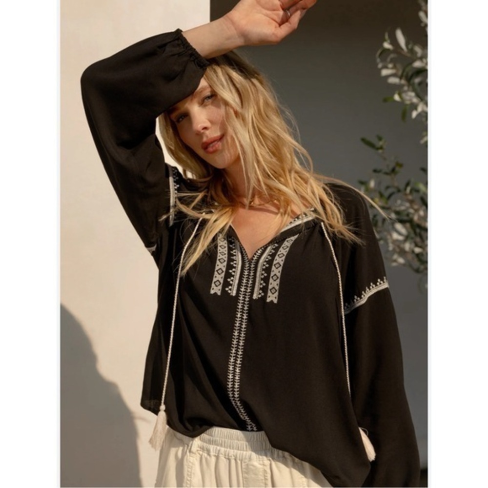 Barok Paris Black Swiss Dot Velvet Embroidered Peasant Blouse NWT Sample #998